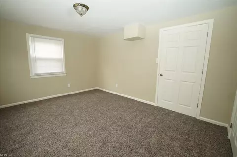 Bedroom - 703 S Fallon Ct, Hampton, VA 23661 photo 3 of 12