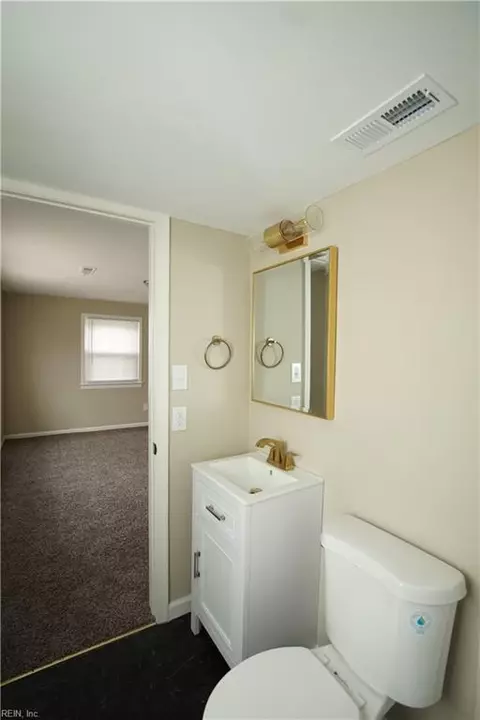 Bath - 703 S Fallon Ct, Hampton, VA 23661 photo 2 of 6