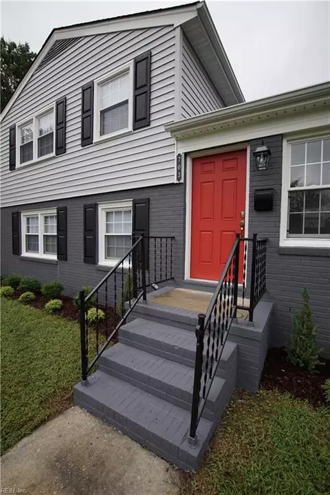 Exterior - 703 S Fallon Ct, Hampton, VA 23661 photo 4 of 8