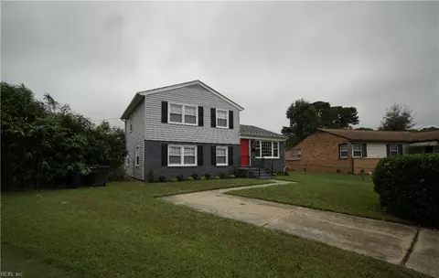 Exterior - 703 S Fallon Ct, Hampton, VA 23661 photo 5 of 8
