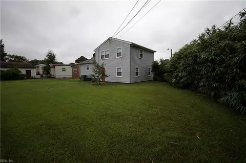 Exterior - 703 S Fallon Ct, Hampton, VA 23661 photo 7 of 8