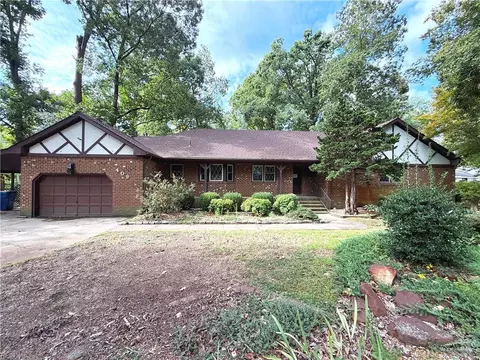 409 Cedar Ln, Virginia Beach, VA 23452