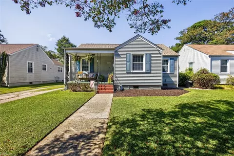 9325 Hickory St, Norfolk, VA 23503
