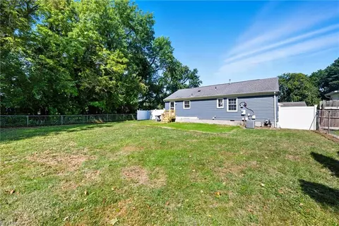 1415 Edson Ter, Hampton, VA 23663 photo 24