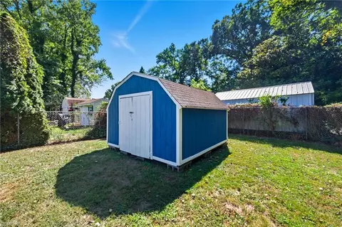 1415 Edson Ter, Hampton, VA 23663 photo 25
