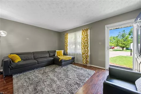 1415 Edson Ter, Hampton, VA 23663 photo 5