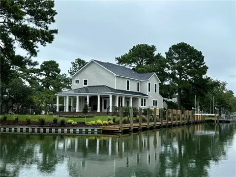 3105 Newbern Ln, Virginia Beach, VA 23451