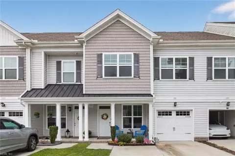 341 Sikeston Ln, Chesapeake, VA 23322