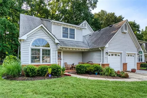 930 Shoal Creek Trl #A, Chesapeake, VA 23320