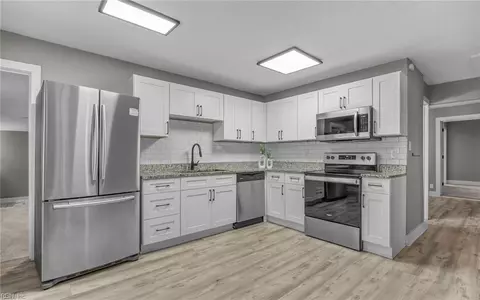 617 Palmer Turn Turn, Norfolk, VA 23505