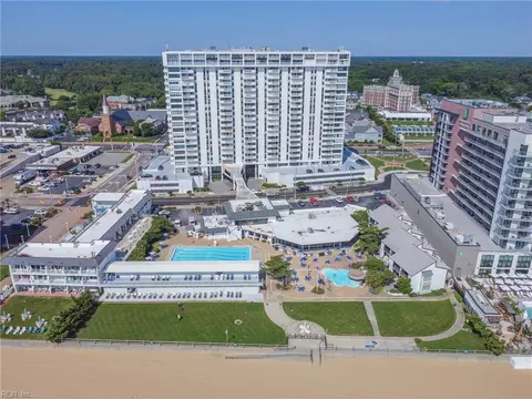 4004 Atlantic Ave #707, Virginia Beach, VA 23451