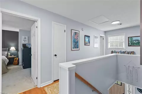 Entry Way - 106 Cardinal Dr, Hampton, VA 23664 photo 3 of 4