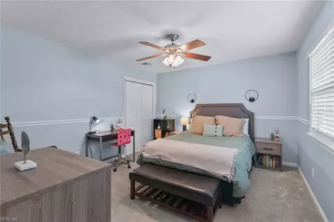 Bedroom - 106 Cardinal Dr, Hampton, VA 23664 photo 4 of 7