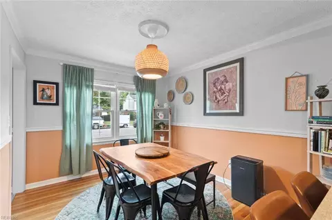 Dining - 106 Cardinal Dr, Hampton, VA 23664 photo 2 of 2