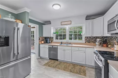 Kitchen - 106 Cardinal Dr, Hampton, VA 23664 photo 1 of 4