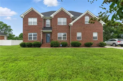 132 Queens Ln, Franklin, VA 23851