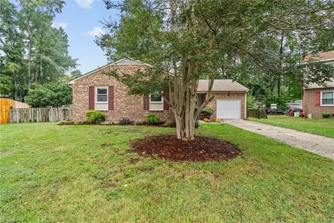 6 Coffman Cir, Hampton, VA 23669
