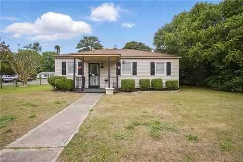 253 Beacon Rd, Portsmouth, VA 23702