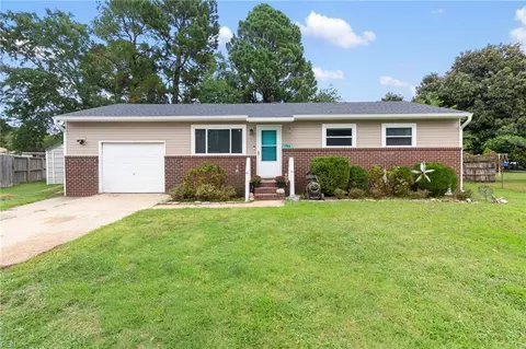 1704 Rowlock Ct, Chesapeake, VA 23321