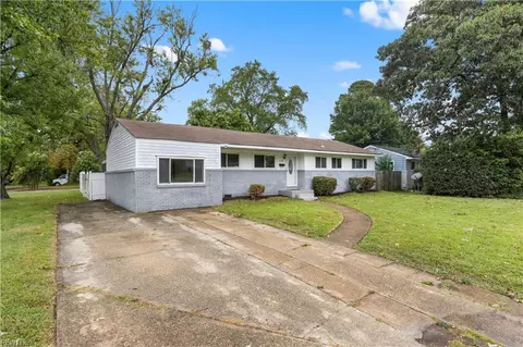 5736 Azalea Garden Rd, Norfolk, VA 23518