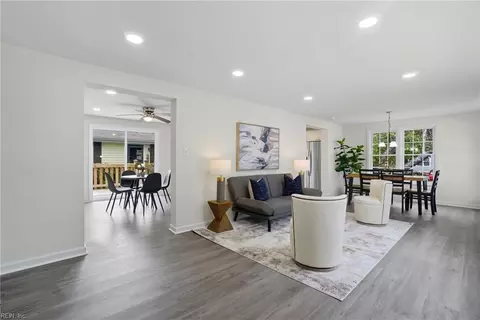 1089 Sandy Narrows Ct, Virginia Beach, VA 23454