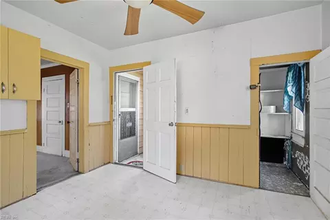 632 Brook Ave, Suffolk, VA 23434 photo 12