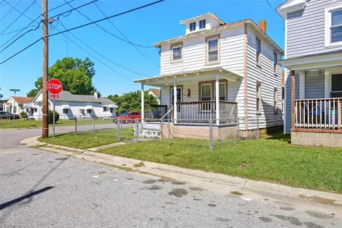 632 Brook Ave, Suffolk, VA 23434 photo 2