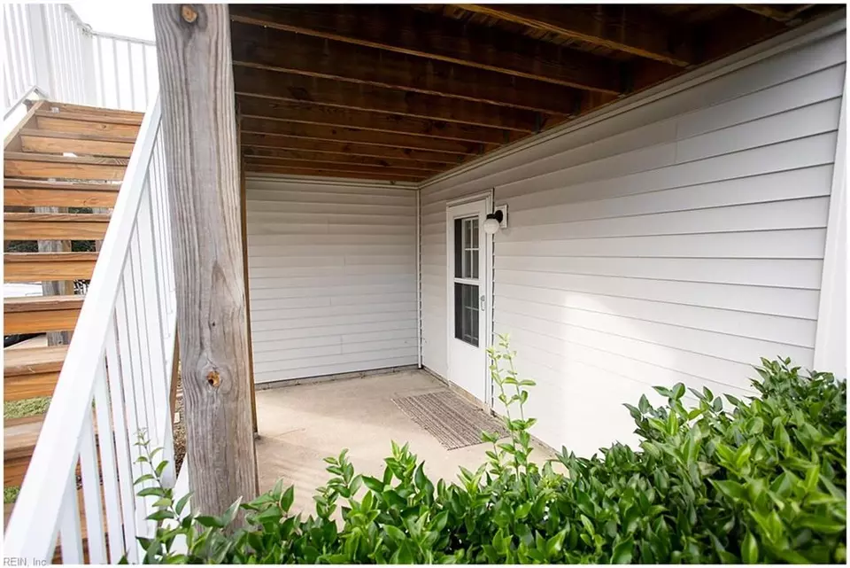 Exterior - 5624 Summit Arch Arch, Virginia Beach, VA 23462 photo 5 of 5