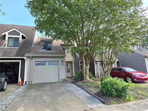 4751 Eldon Ct, Virginia Beach, VA 23462