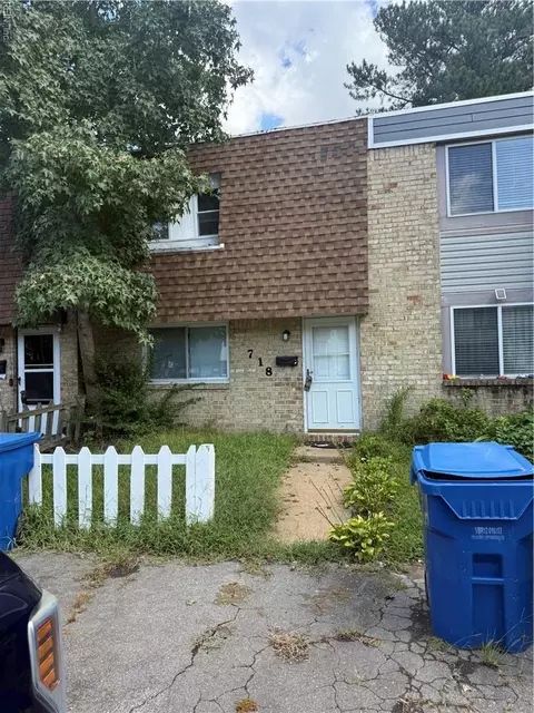 718 Arthur Ave, Virginia Beach, VA 23452