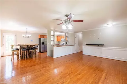 Living - 1060 E River Rd, Fork Union, VA 23055 photo 4 of 6