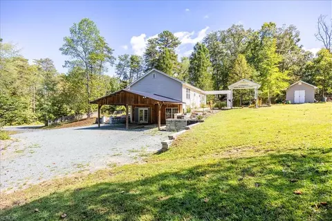 Exterior - 1060 E River Rd, Fork Union, VA 23055 photo 6 of 6