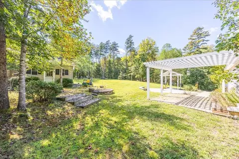Exterior - 1060 E River Rd, Fork Union, VA 23055 photo 2 of 6