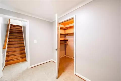 Entry Way - 1060 E River Rd, Fork Union, VA 23055 photo 2 of 2
