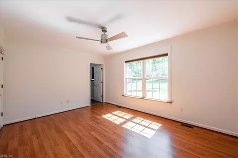 Bedroom - 1060 E River Rd, Fork Union, VA 23055 photo 7 of 12