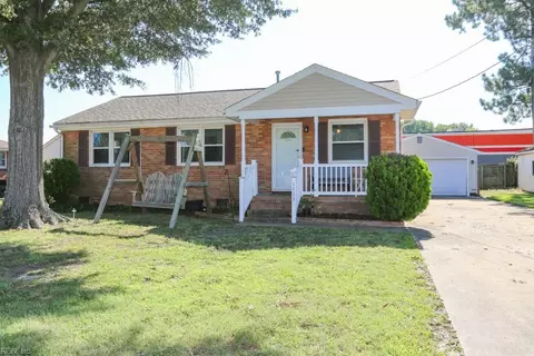 1113 White Pine Dr, Chesapeake, VA 23323