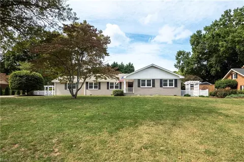 1429 Ashley Dr, Virginia Beach, VA 23454