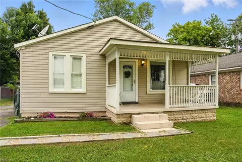 748 Cardover Ave, Chesapeake, VA 23325
