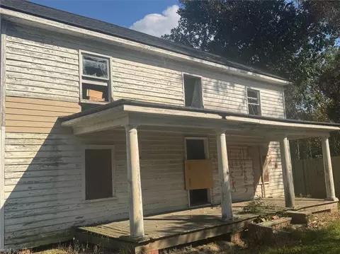 6972 Crewe Rd, Gloucester County, VA 23072