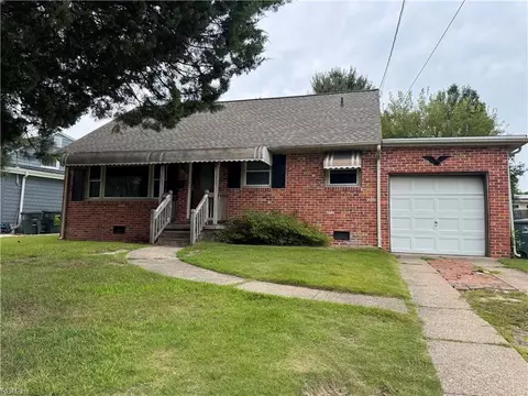 1260 River Oaks Dr, Norfolk, VA 23502