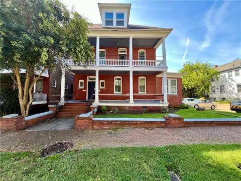 511 Hampton Pl, Portsmouth, VA 23704