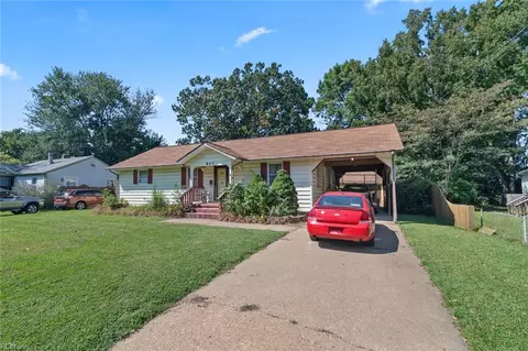 907 James Dr, Newport News, VA 23605