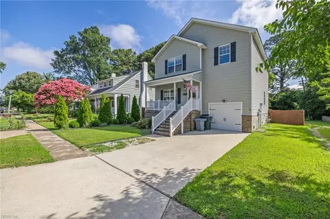 Exterior - 114 Pochin Pl, Hampton, VA 23661 photo 3 of 8