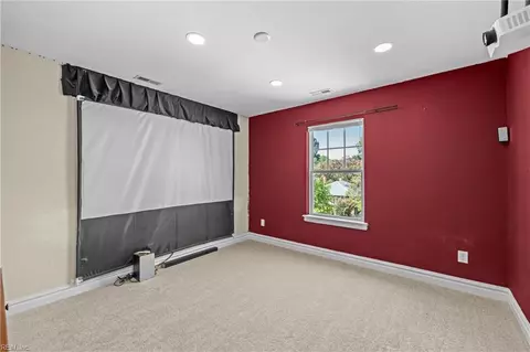 Bedroom - 114 Pochin Pl, Hampton, VA 23661 photo 9 of 10