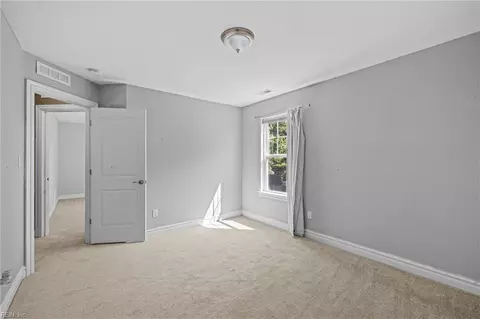 Bedroom - 114 Pochin Pl, Hampton, VA 23661 photo 5 of 10