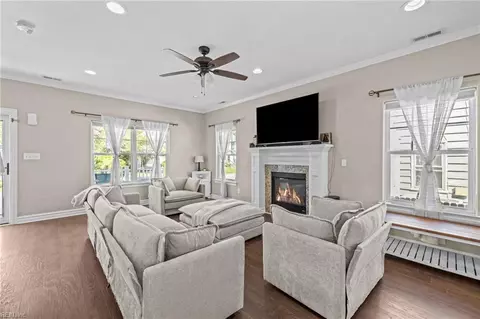 Other - 114 Pochin Pl, Hampton, VA 23661 photo 1 of 11