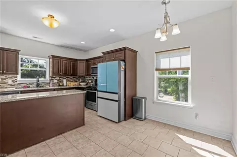 Kitchen - 114 Pochin Pl, Hampton, VA 23661 photo 6 of 6