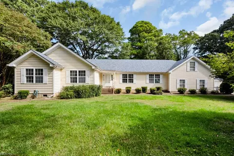 5004 Savin Ct, Virginia Beach, VA 23455
