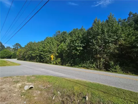 68 Ac Manning Rd, Suffolk, VA 23434