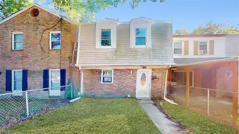 5803 W Hastings Ct, Virginia Beach, VA 23462